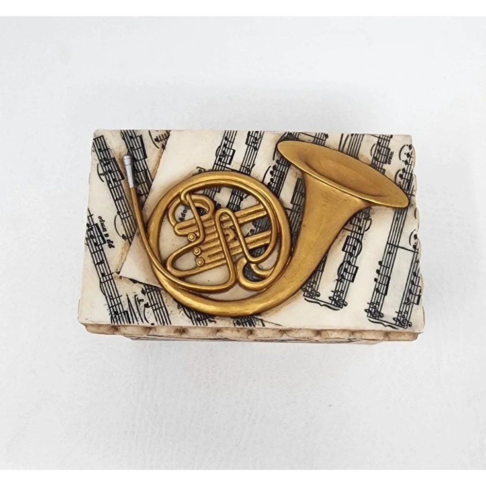 2004 Roman Inc. Trinket Jewelry Music Box French Horn Music Notes Theme 4.75x3